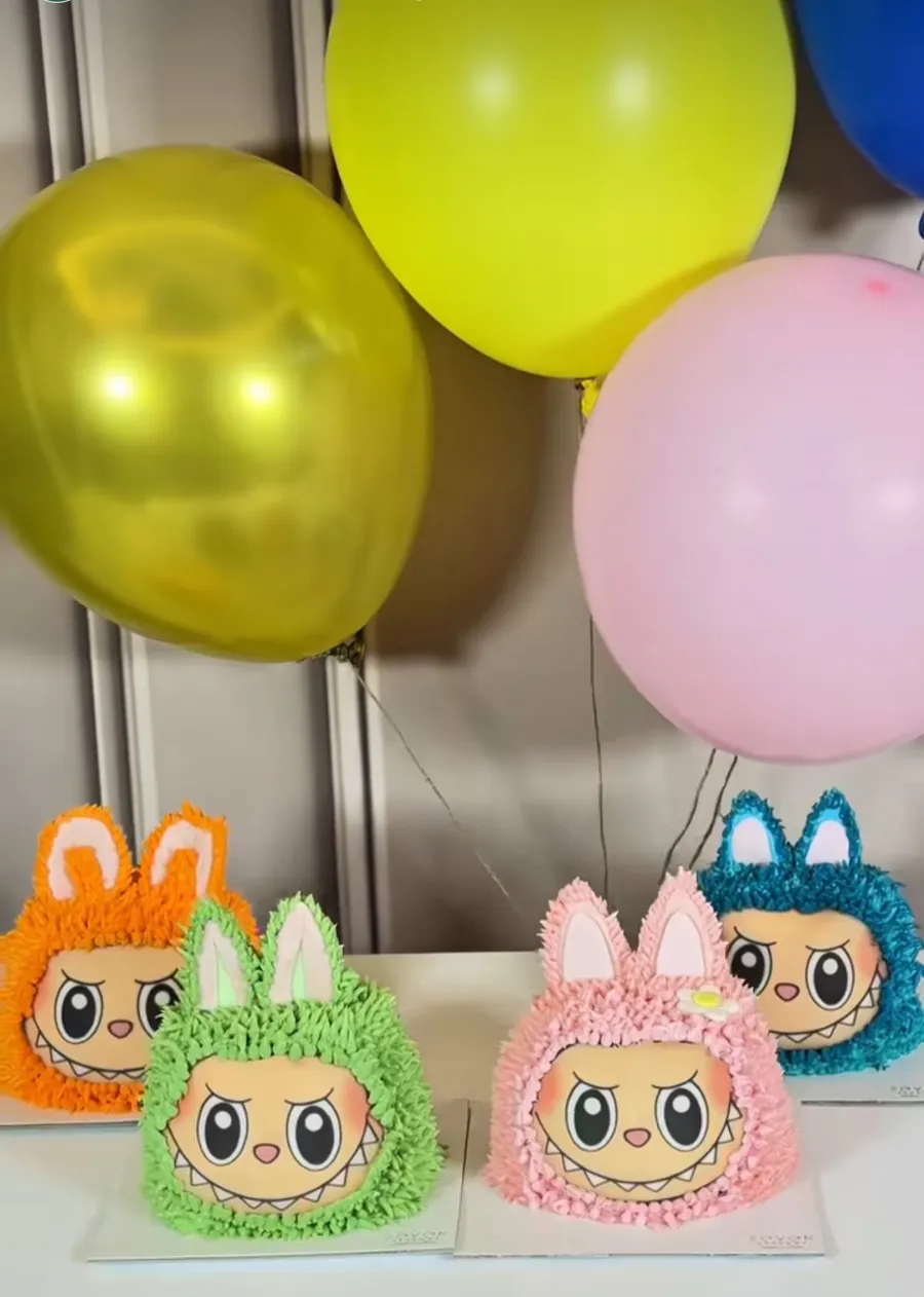 Labubu mini cake