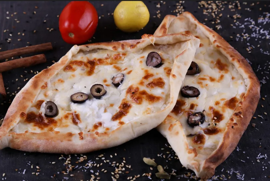 Mozzarella olive