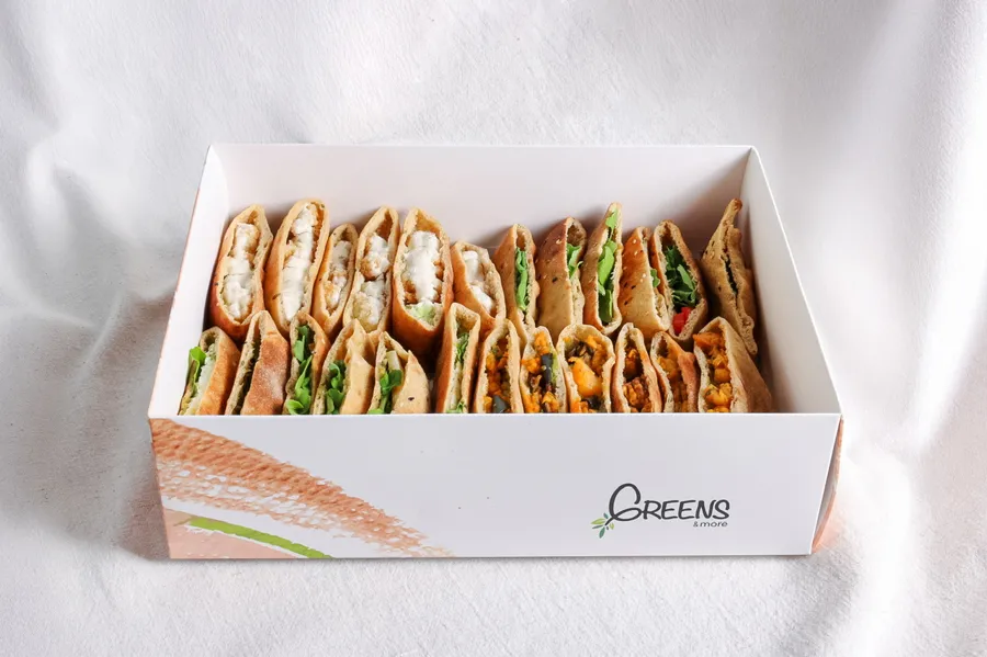 Stuffed Date bread box 22-059