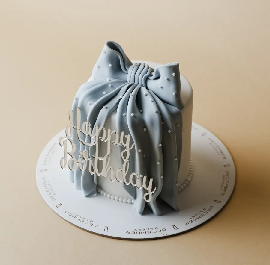 Grey ribbon cake 6 inch mix chocolate vanilla