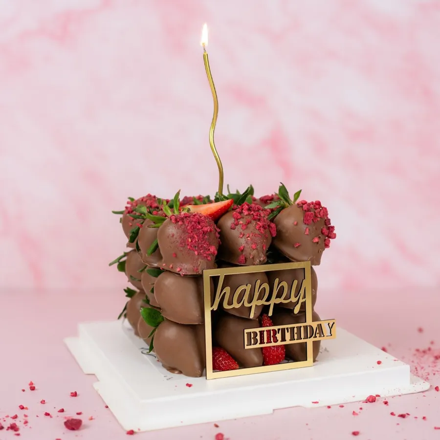 Classic Strawberry Box