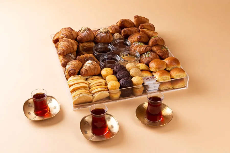 Arcylic Tray with Sweet Bakery