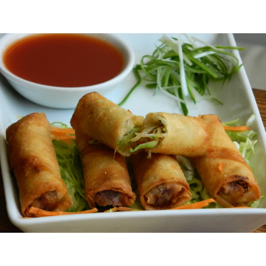 Vegetable Spring Roll .