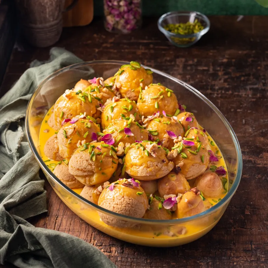 Saffron profiterole stuffed