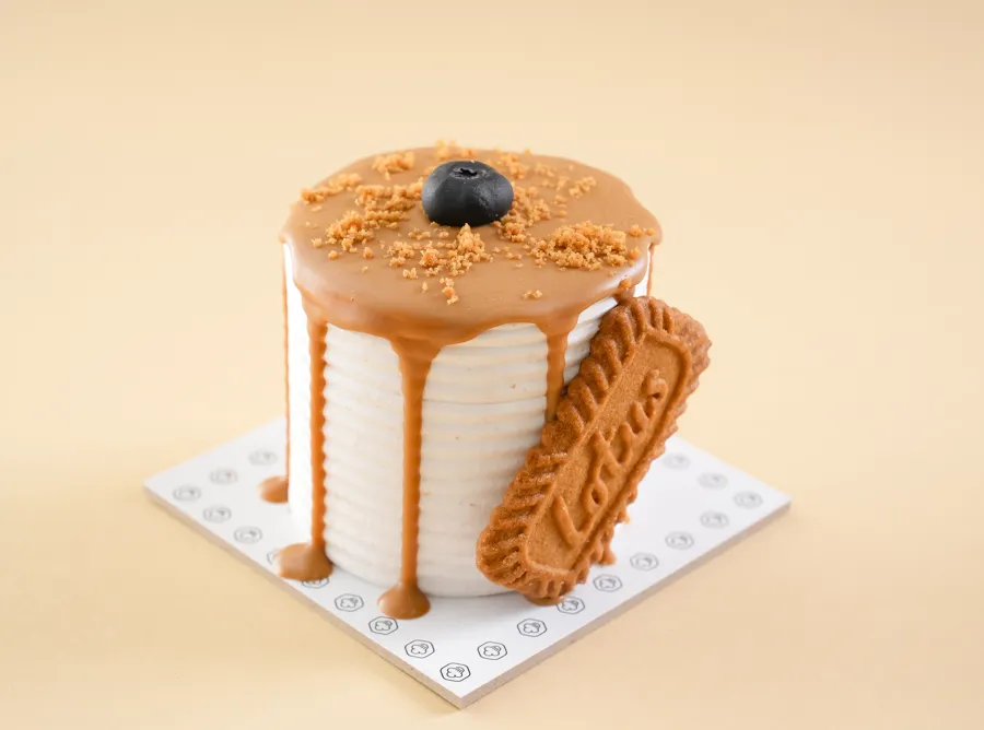 Mini Lotus Cakes