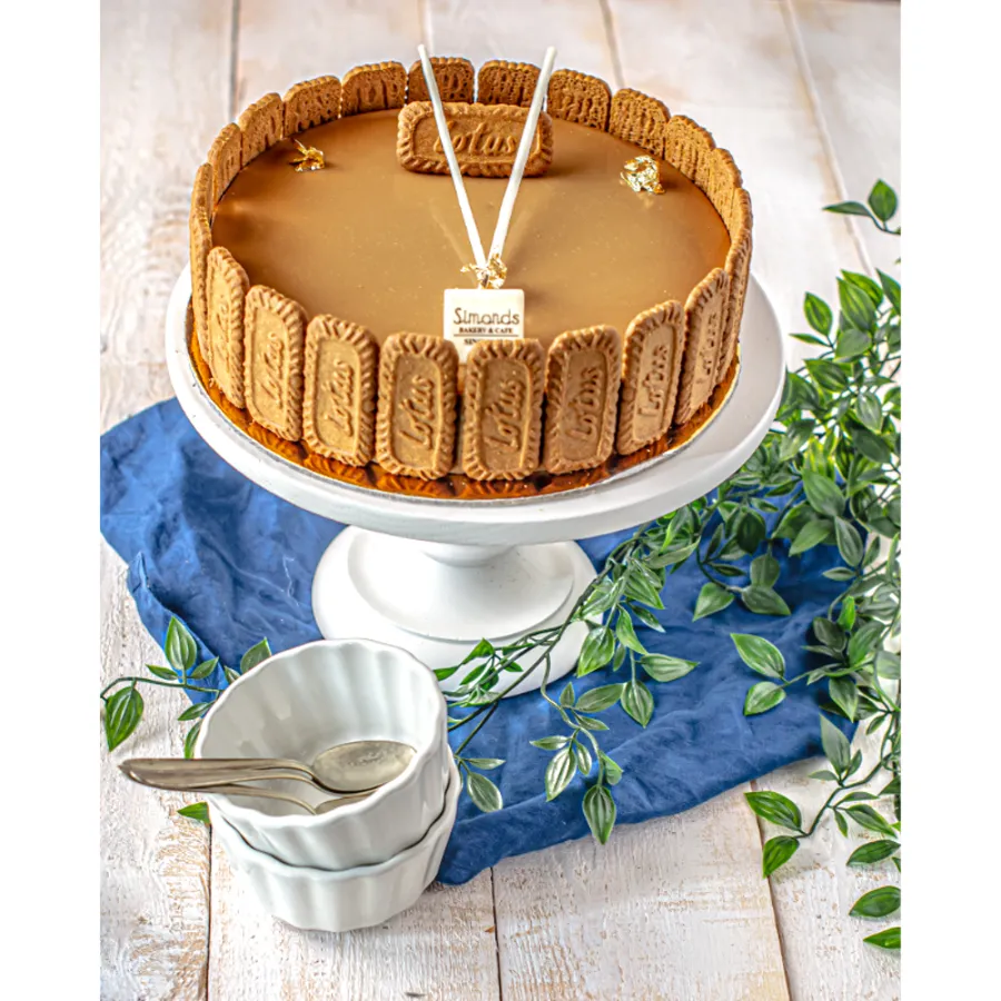 Lotus Cake