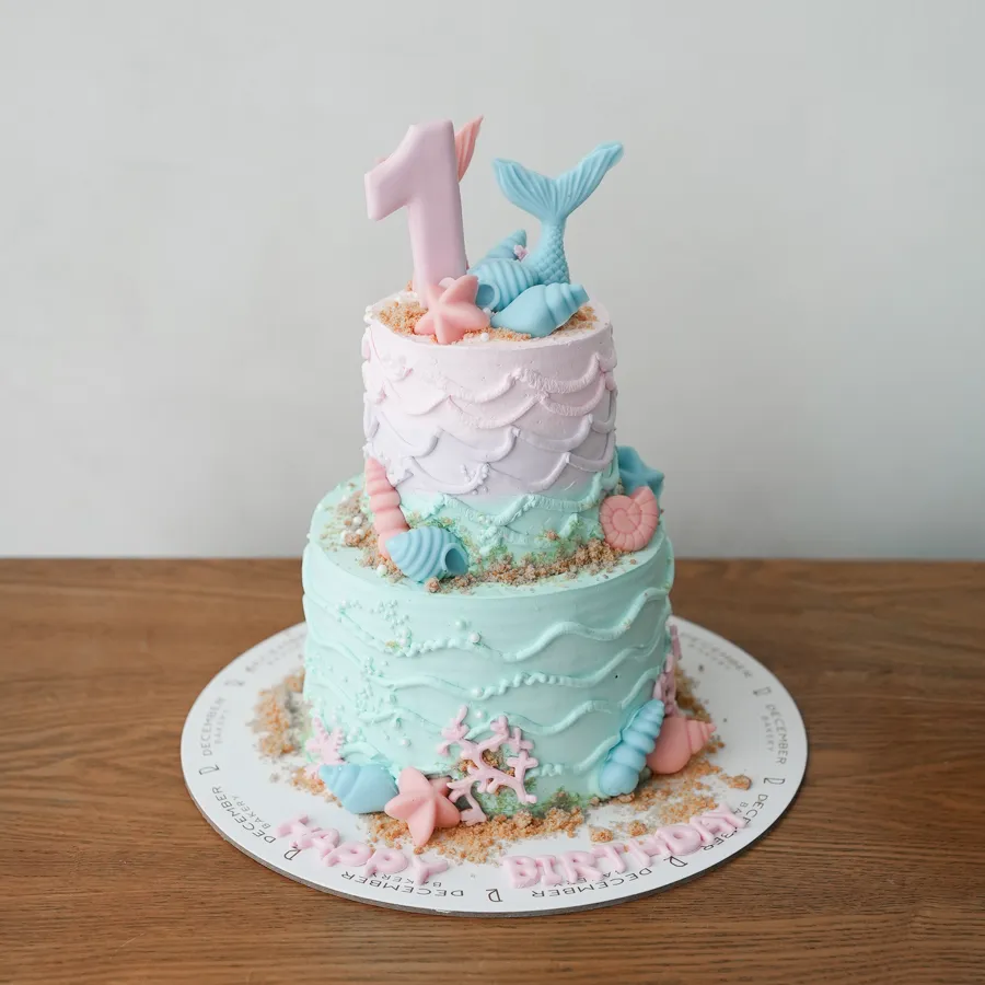 Double mermaid cream blue cake 6inch