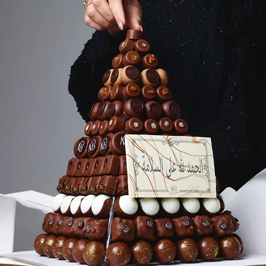 MB078-Chocolate Pyramid