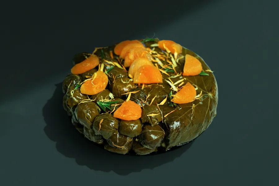 Dom vine leaves cake