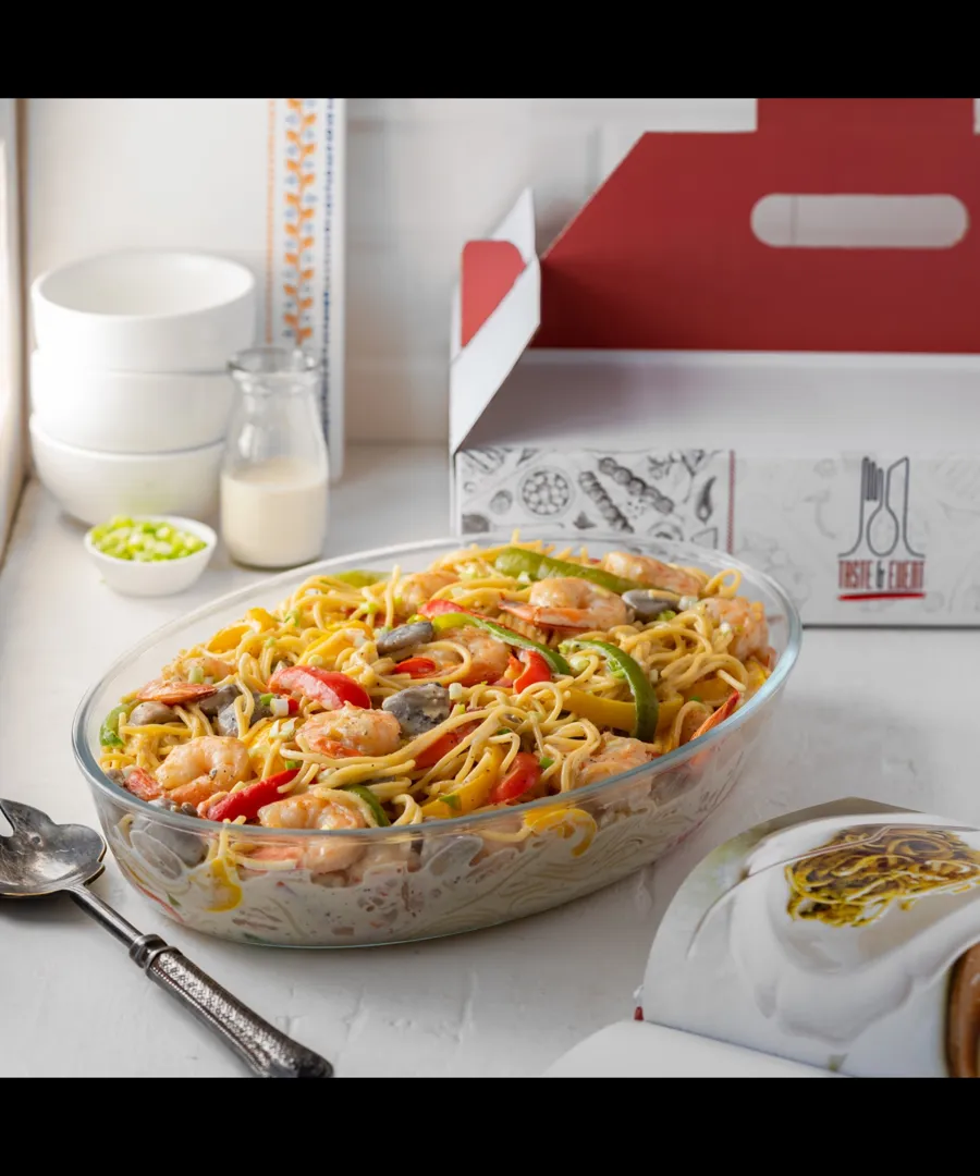 shrimps speghatti with vegetable & creamy sauce