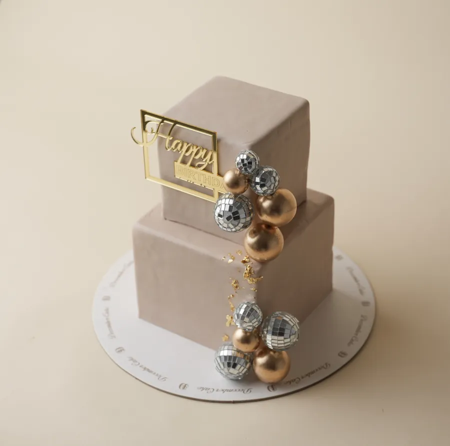 Double birthday cake 8 inch mix chocolate vanilla