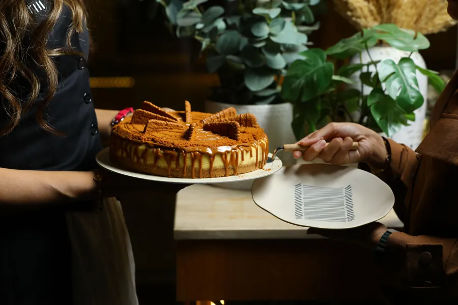 Lotus cheesecake