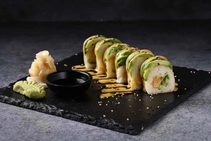 AVOCADO SHRIMP MAKI