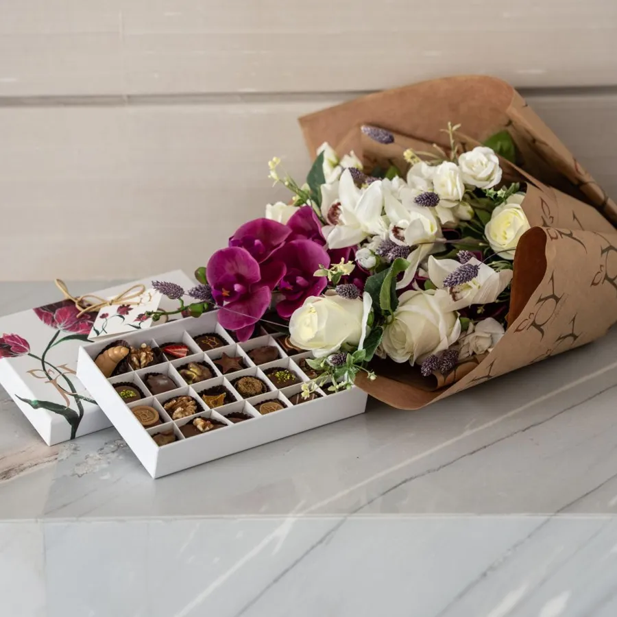 Artificial Casablanca Box