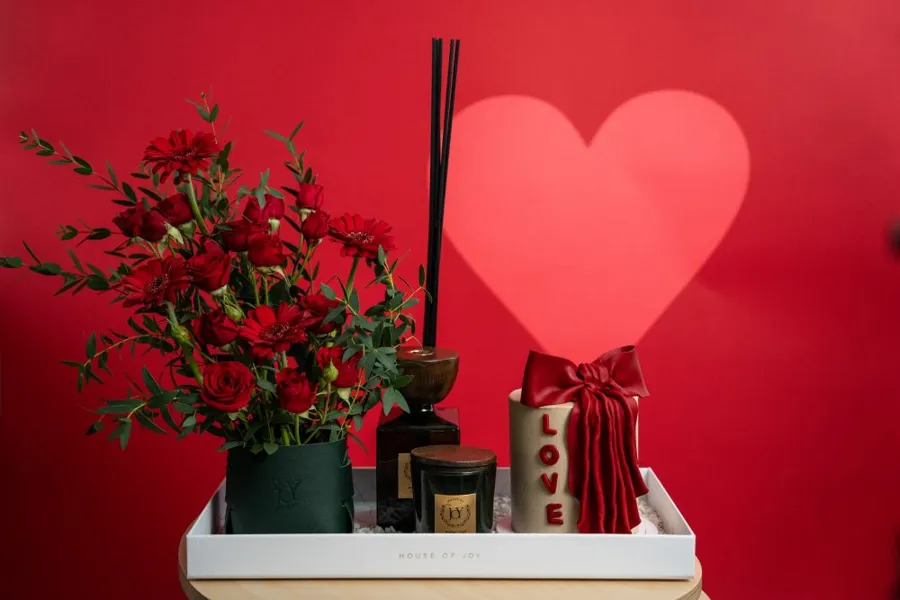 Red Bow Scent Tray