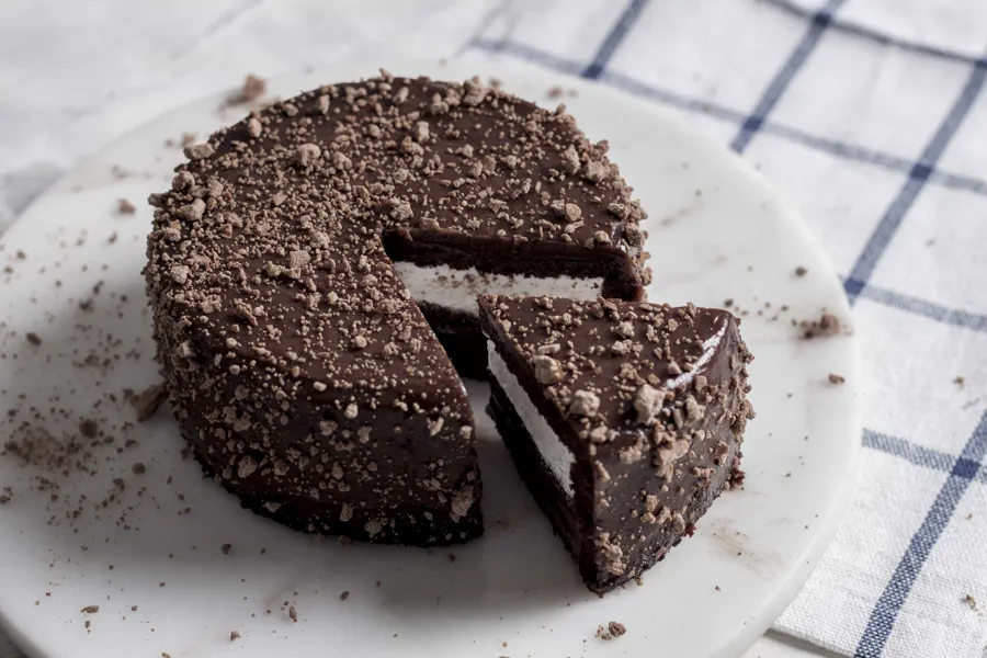 Small Heavenly Cake