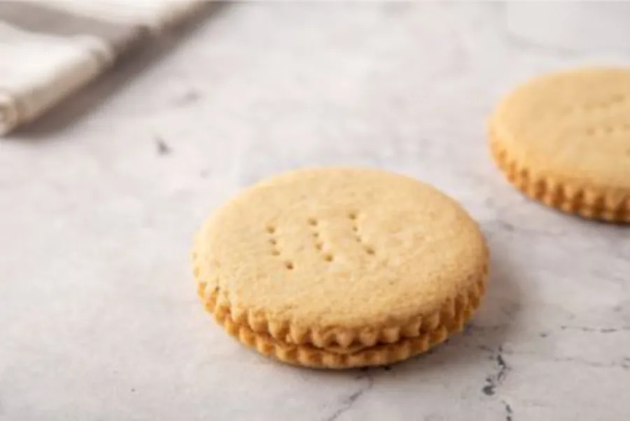 Lotus cookies