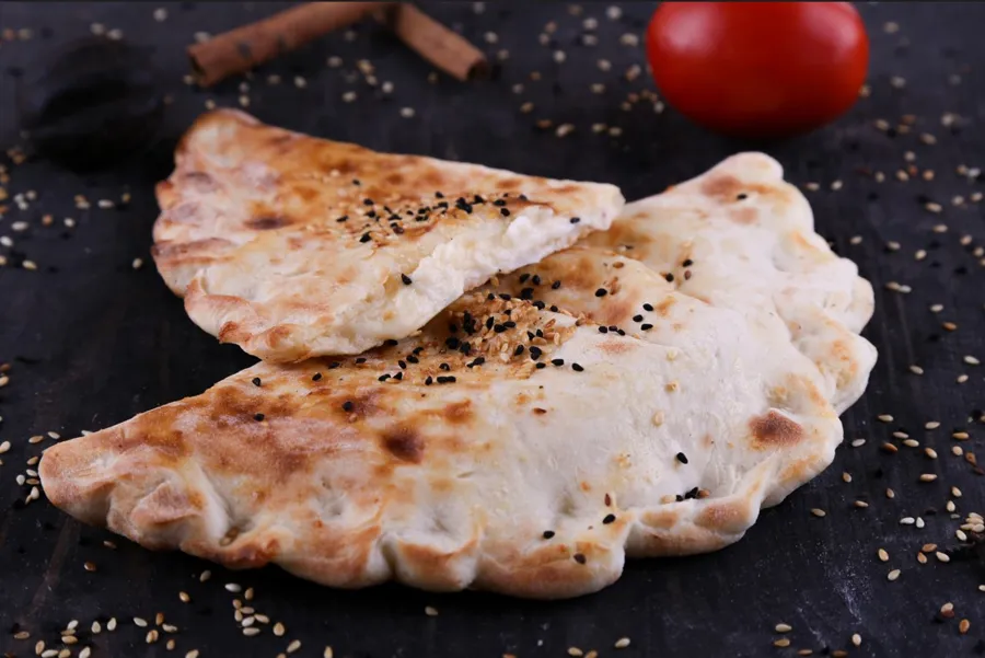 Mozzarella Cheese Manoucheh