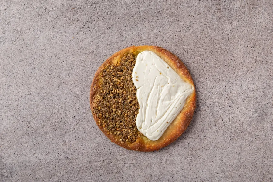 KETO LABNAH & ZAATAR PIZZA