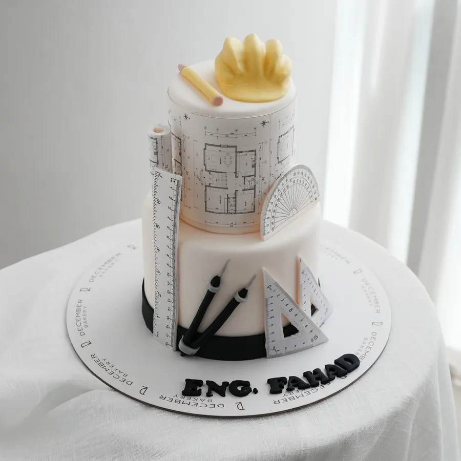 Engineering graduates cake double 6inch👷‍♂️👷‍♀️