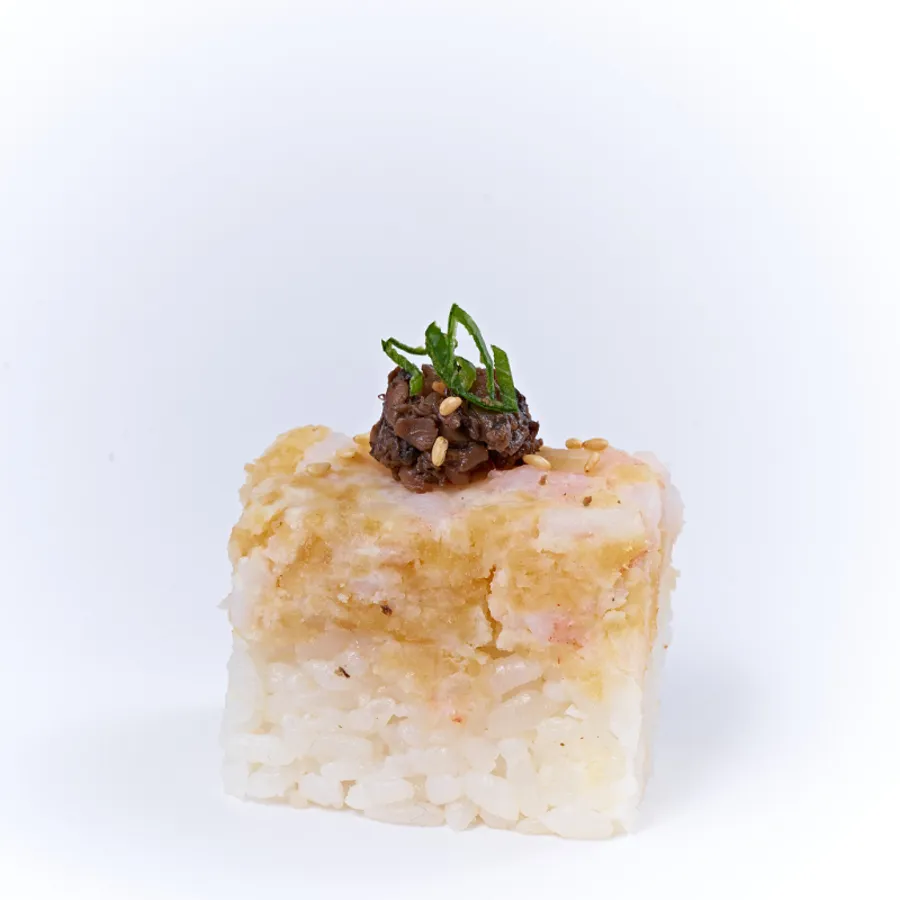 SHRIMP TEMPURA OSHI SUSHI