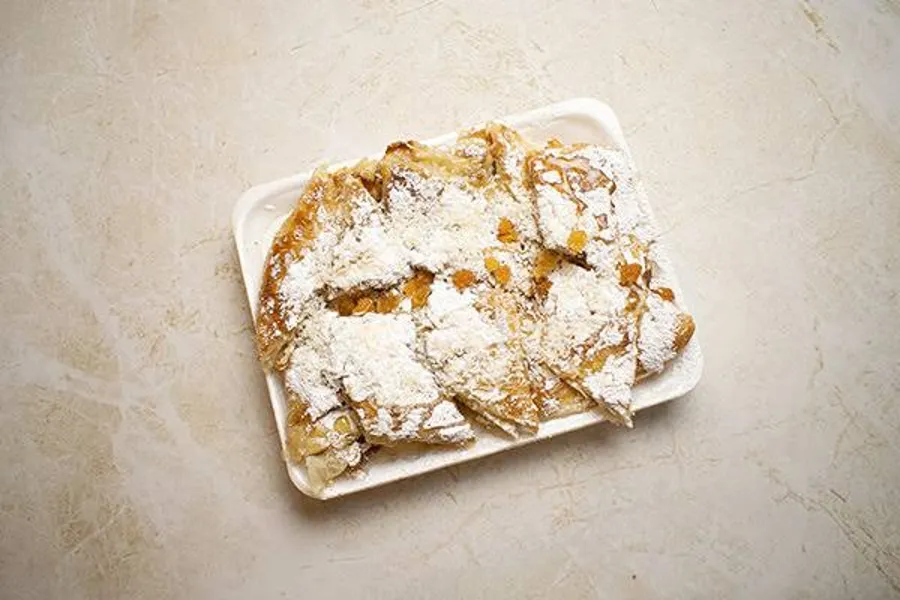 Cream Feteer With Nuts