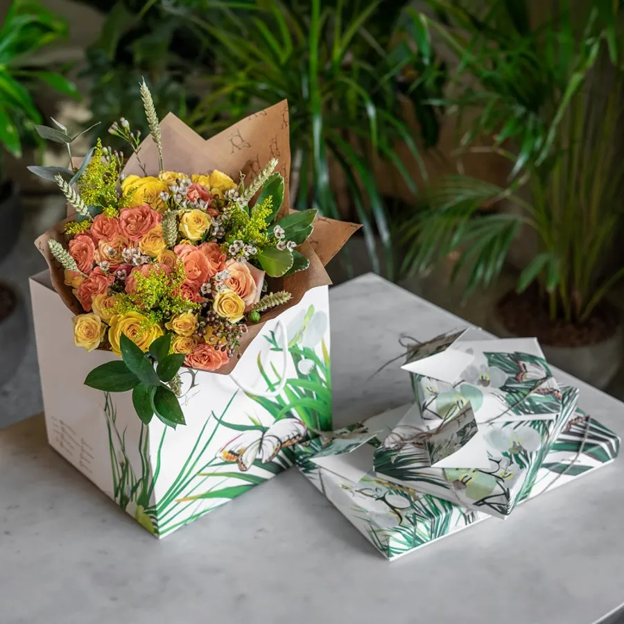 BUNDLE BUTTERFLY BOX