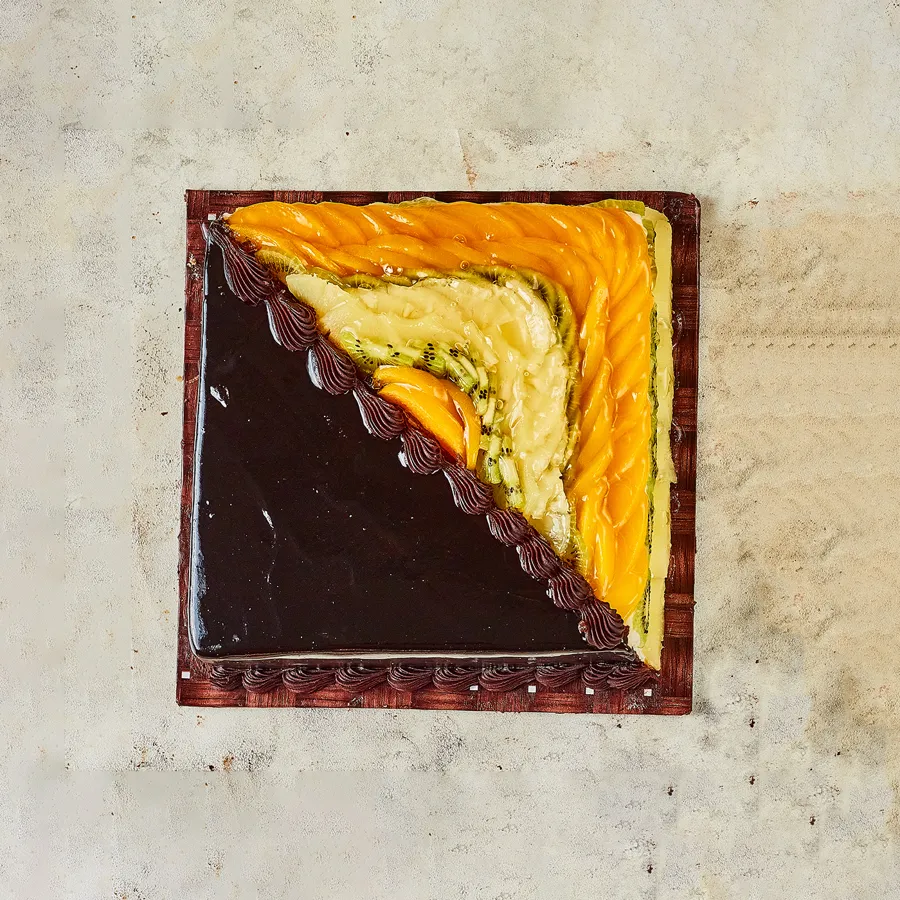 Half cream Half Chocolate cake Square