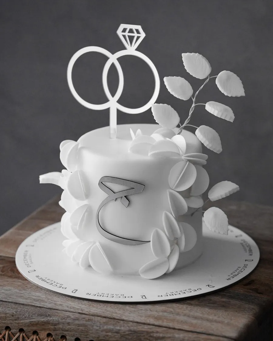 Engagement cake and letter 6 inches