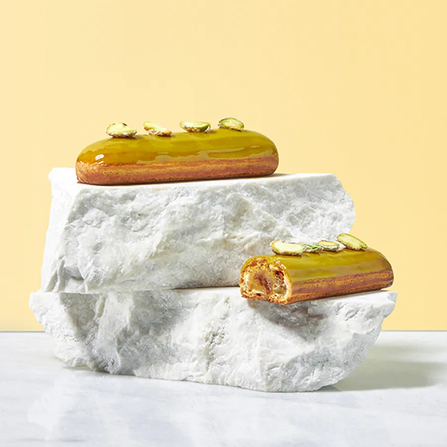 Pistachio Eclair
