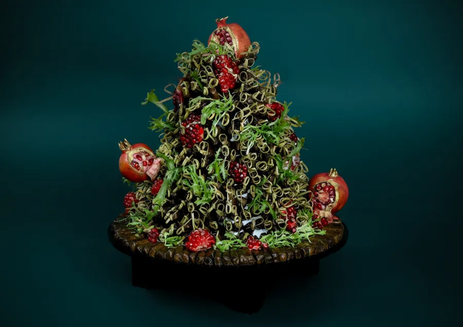 Pyramid vine leaves