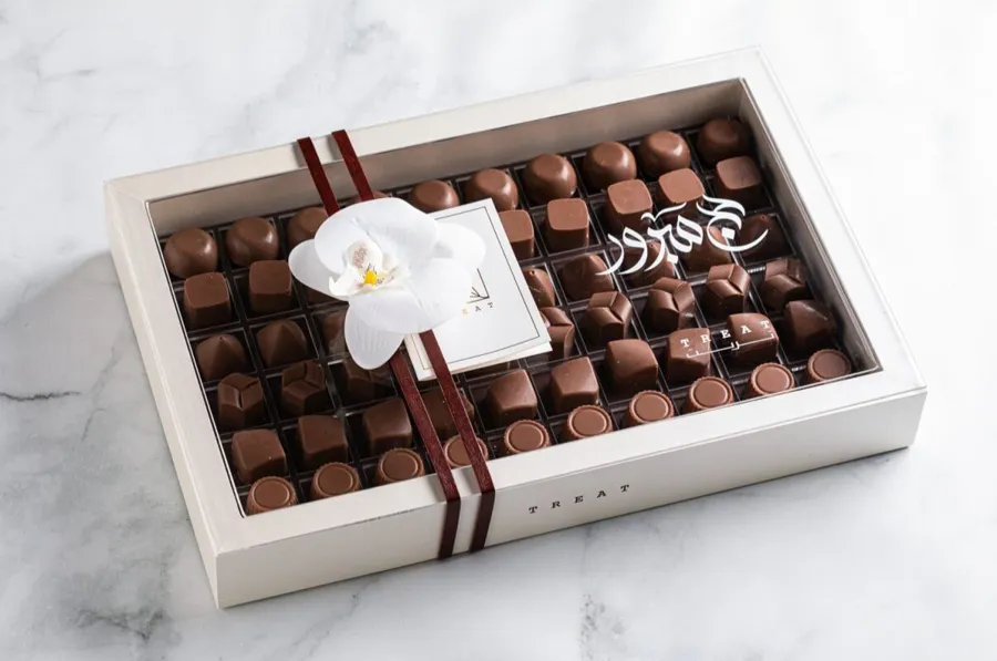Wood tray - حج مبرور