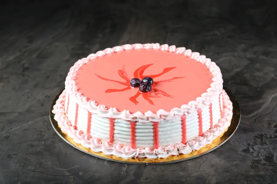 Blueberry & strawberry cheesecake