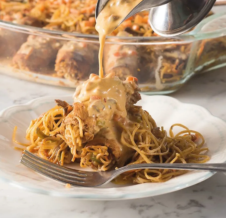 Chicken speghati roll (noodles) for 1