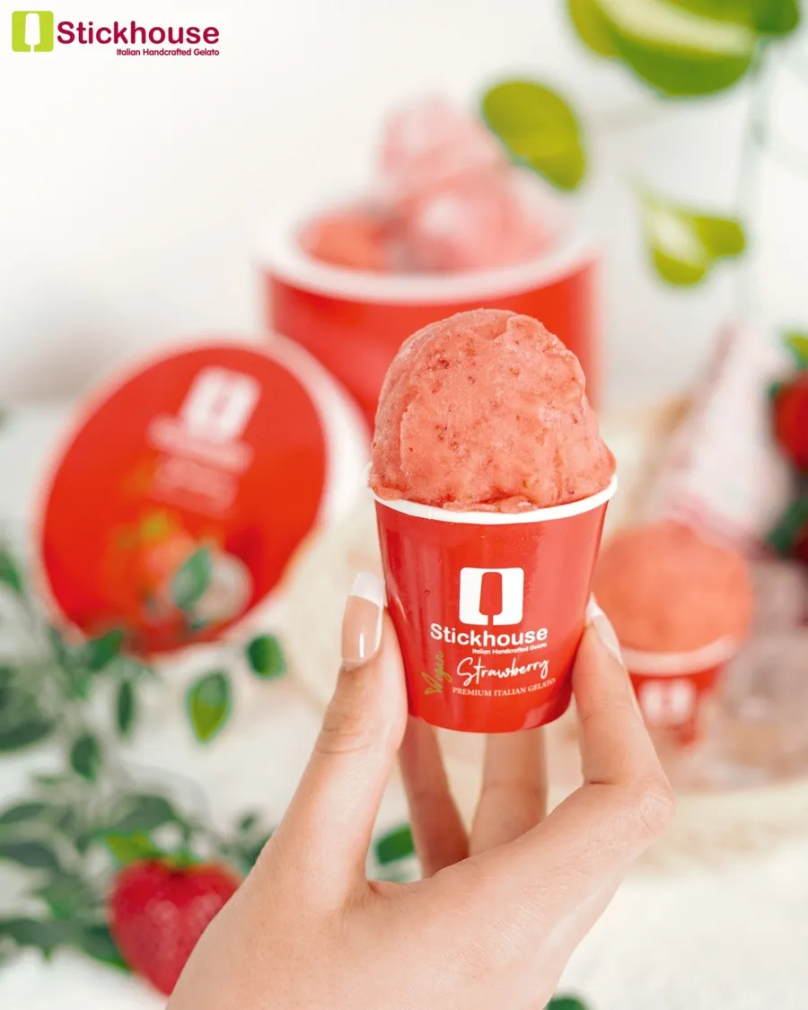 Strawberry Scoop