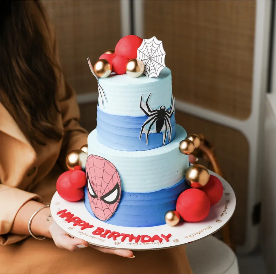 Small double spider man blue red cream 6inch mix chocolate vanilla