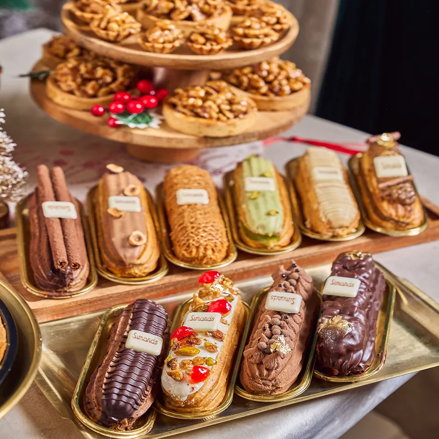 Hazelnut Éclair