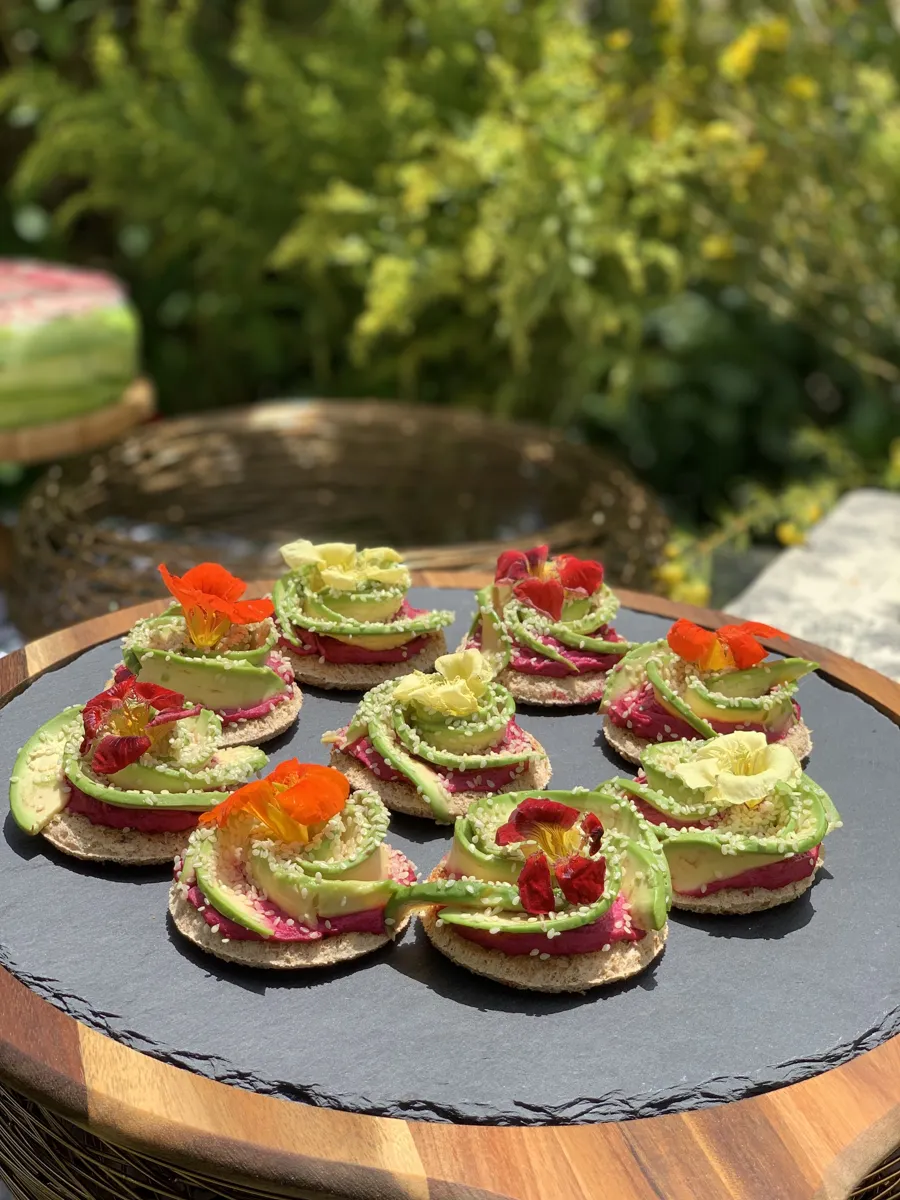 Avo-flowers 🌾