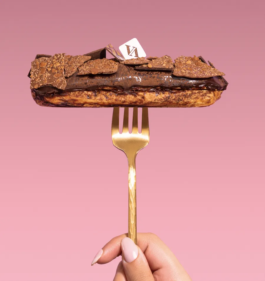Chocolate Éclair