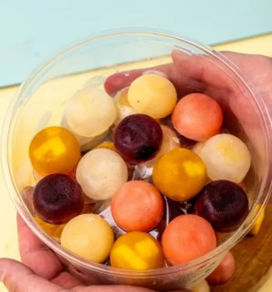 Fresh Fruits Popsicle bites