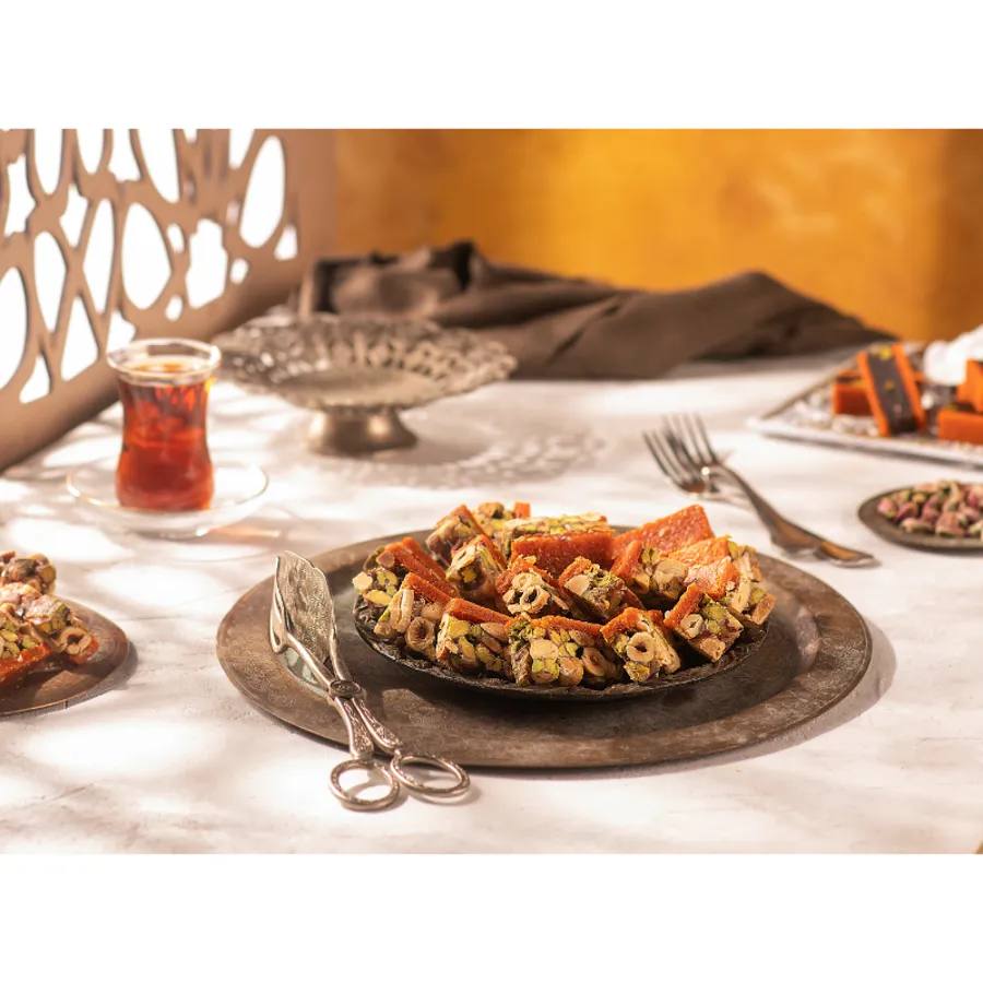 كنافة قطع مكسرات