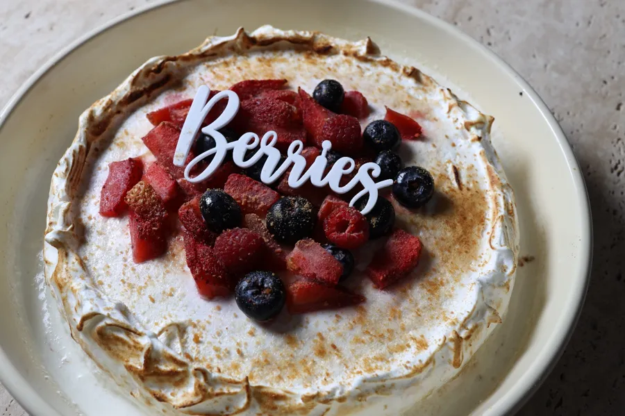 Berries Cake