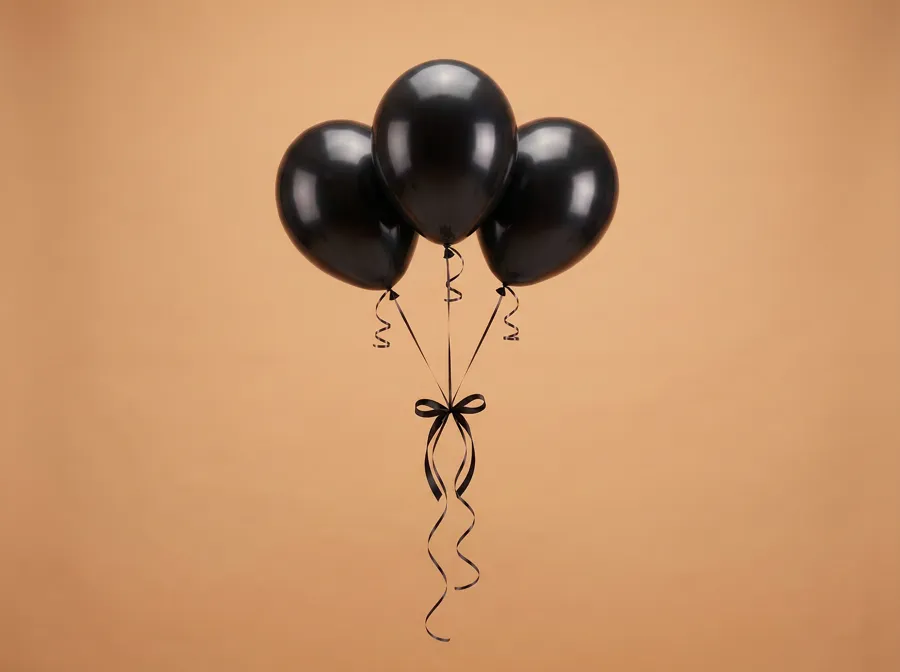black_balloons