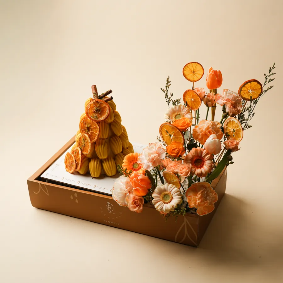 Flower box ( Madeleine Cake Al-Aqili and Saffron )