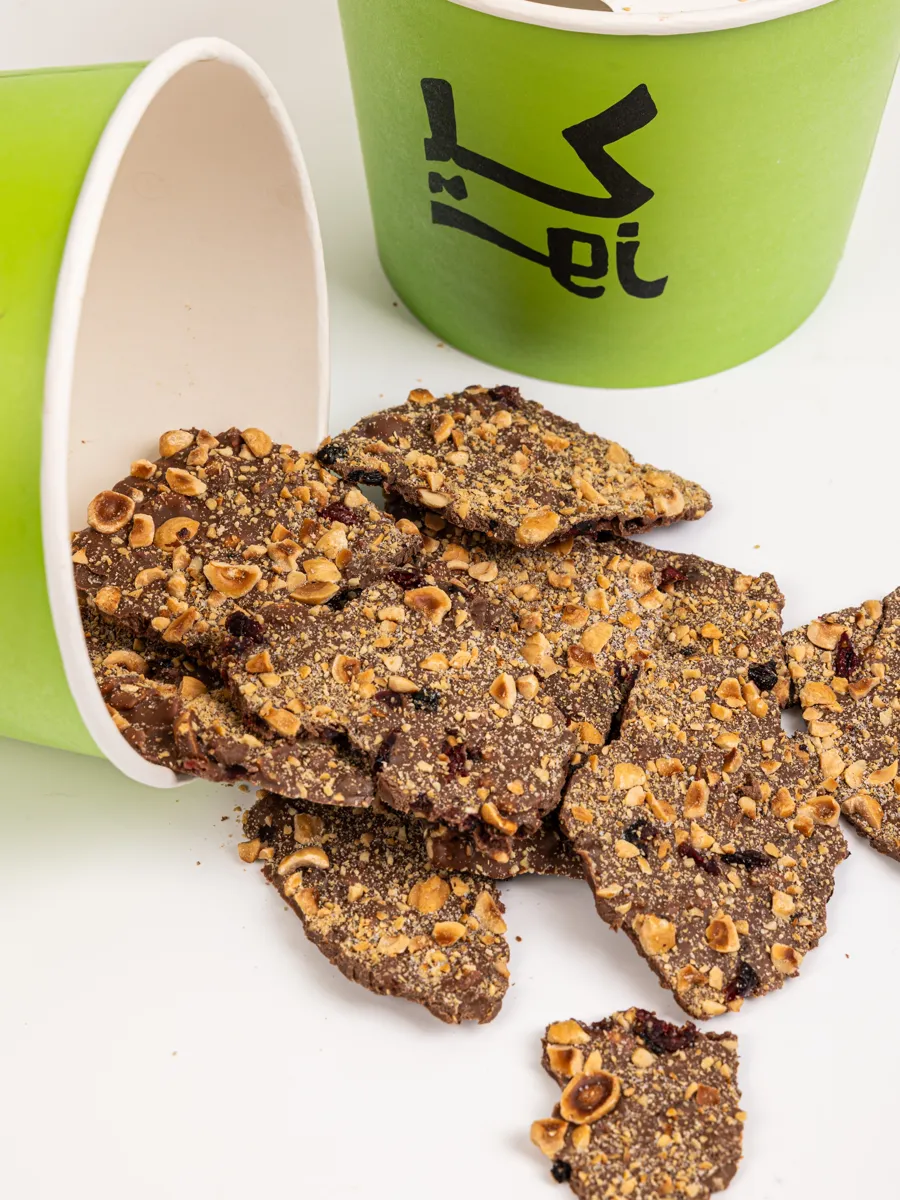 Hazelnut crackers