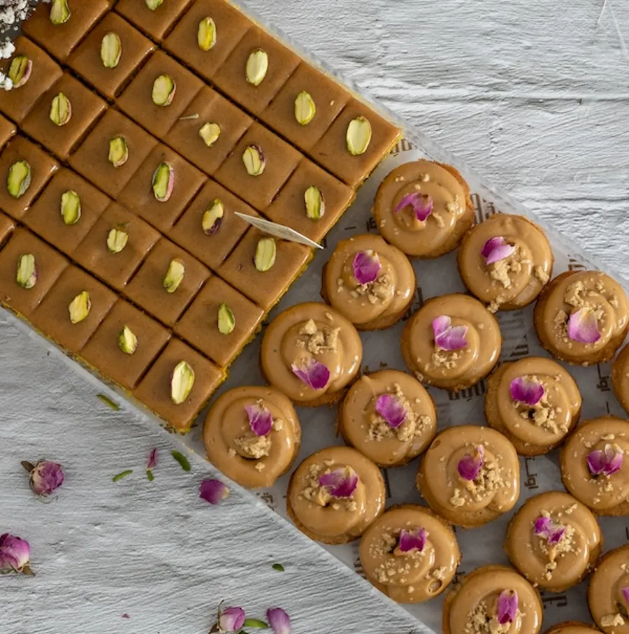 Mini Carmel Rahash  &  Saffron Halwa Cake