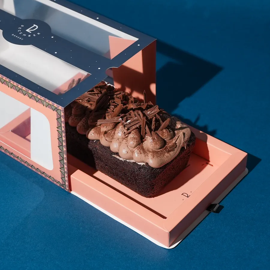 English cake chocolate cream