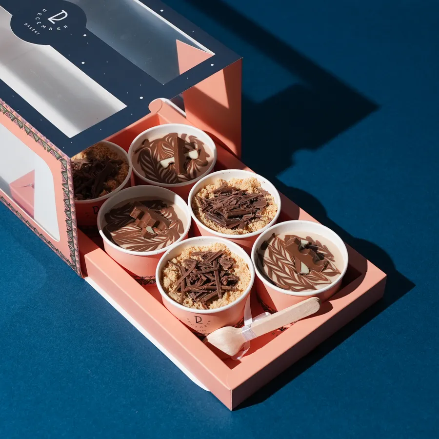 Chocolate and Kinder Molten Cake, 6 pieces