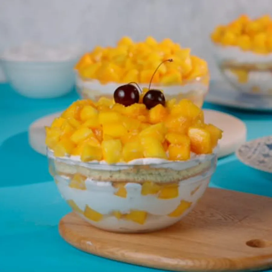 Mango Trifle Bowl