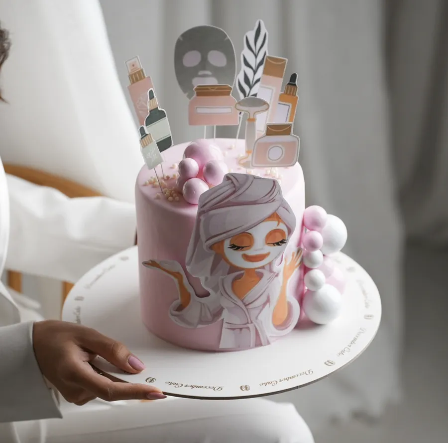 Skin care cake 6inch mix chocolate vanilla